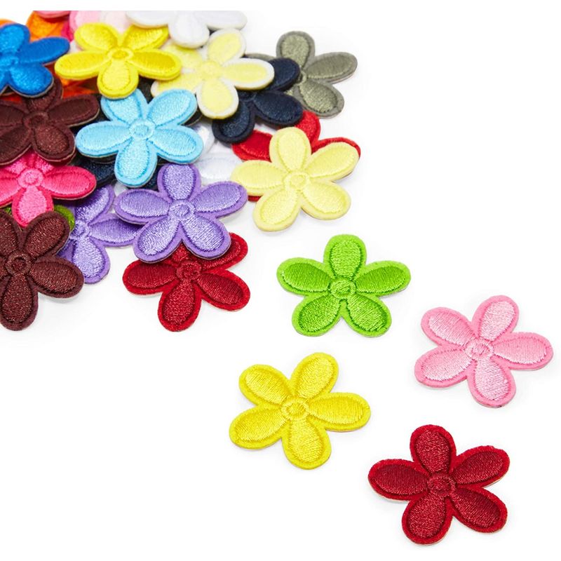 Daisy Iron On Patches, Mini Flowers for Sewing, DIY Crafts (18 Colors, –  Okuna Outpost